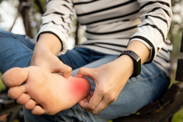 Managing Plantar Fasciitis: Dos & Don’ts To Keep In Mind